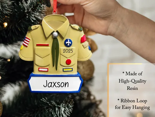 Miniatura 3 de Adorno Personalizado de Uniforme de Boy Scout para Navidad 2025 Adorno para Árbol de Navidad para Scout Masculino Recuerdo Único de Primer
