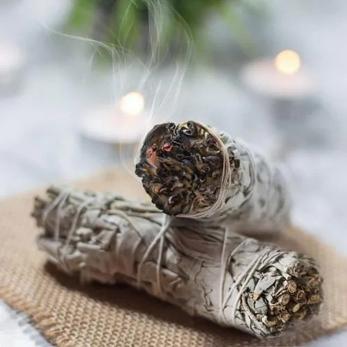 Miniatura 5 de Varitas de Salvia Blanca para Limpias – Salvia Blanca – Reiki y Luna Llena Cargadas con Cristales de Cuarzo para Limpieza de Energía, Meditación