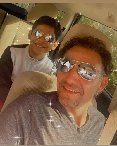Miniatura 2 de HJSTES Gafas de sol polarizadas de aviador para niñas y niños gafas clásicas para jóvenes lentes de protección UV400 2047in