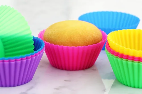 Miniatura 8 de New Star Foodservice 44270 Vasos de silicona reutilizables para hornear y forros para cupcakes, juego de 24