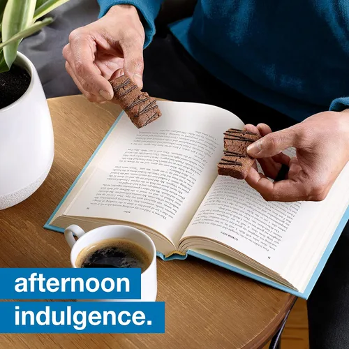 Miniatura 6 de KIND Cuadrados horneados suaves, brownie de harina de almendras y chocolate, sin gluten, barras de aperitivos saludables, 0.18 onzas de proteína, 6