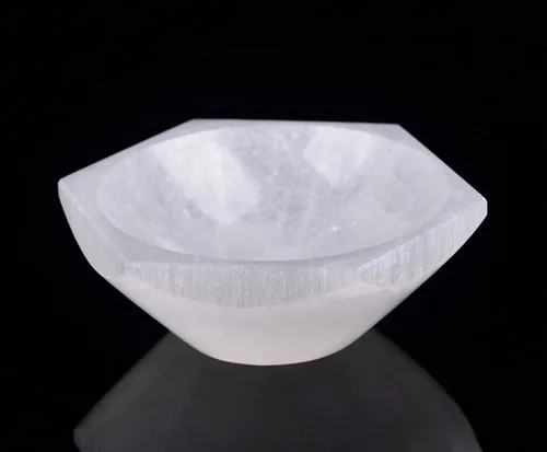 Miniatura 11 de AMOYSTONE Cuenco de carga de selenita natural con grabado de mandala, placa de cristal de limpieza energética de 5.5 pulgadas para meditación