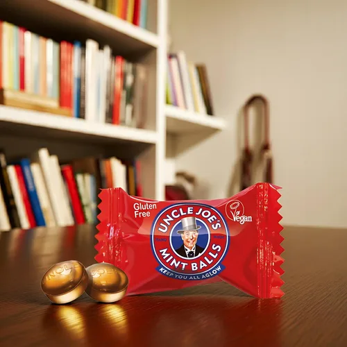 Miniatura 6 de Uncle Joe's Lata de bolas de menta de 4.23 onzas (4.23 onzas), dulces británicos naturales, veganos y sin gluten, caramelo duro de aceite de menta