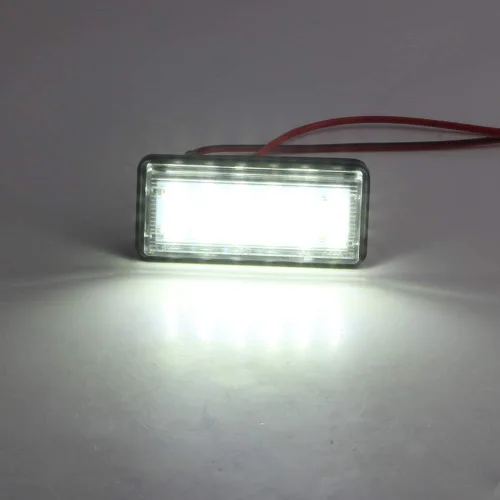 Miniatura 3 de Luz de matrícula de automóvil para Toyota Land Cruiser J100 / Prado J120 / J200, Reiz 4D / Mark X 2004-2009, para Lexus LX470 1998-2007, LX570