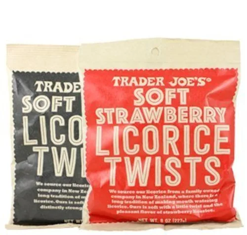 Miniatura 2 de Trader Joe's Soft Regaliz Twists 8oz (regaliz de fresa, 5 unidades)