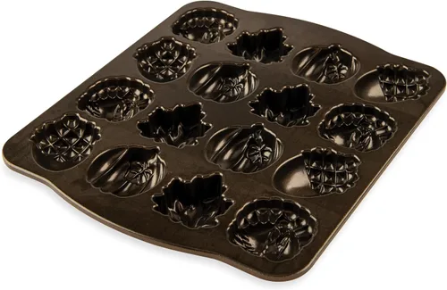 Miniatura 3 de Nordic Ware Otoño Cakelet Pan, 3 tazas, bronce