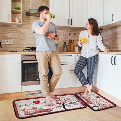 Miniatura 2 de Juego de 2 alfombras y tapetes de cocina retro con diseño de camión rojo con diseño de árbol de corazón, diseño de búfalo rojo, antifatiga