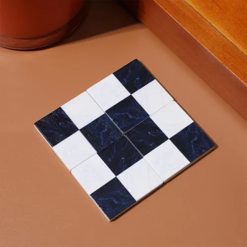 Miniatura 9 de Suelo en miniatura, 27 piezas de azulejos blancos y negros para despegar y pegar, escala 1/12, mini tablas para decoración de casa de muñecas