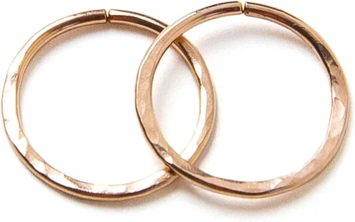 Miniatura 15 de Pequeños aros chapados en oro rosa martillado, mini aretes de aro, aretes de aro Huggie