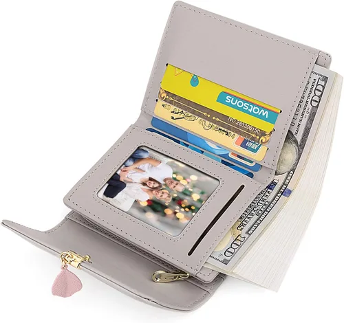 Miniatura 124 de UTO - Cartera pequeña RFID de piel sintética con dije de hoja, cierre de cremallera y tarjetero.