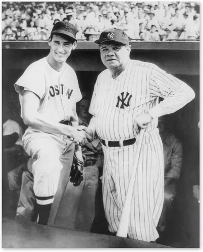 HISTORIX Póster vintage de 1943 de Ted Williams y Babe Ruth - Foto vintage de 8 x 10 pulgadas de Babe Ruth y Ted Williams en un Dugout en Fenway Park