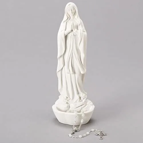 Our Lady Of Lourdes - Soporte para rosario de mesa de piedra de resina (3 x 8 pulgadas), color marfil brillante
