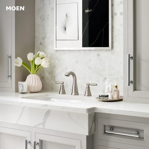 Miniatura 7 de Moen Halle – Grifo de baño tradicional extendido con resistencia a manchas, acabado de níquel, con montaje de desagüe para aplicaciones de 3