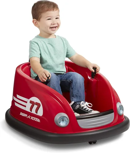 Radio Flyer Auto de parachoques con batería de 6 V, eléctrico con control remoto, juguete para montar para niños pequeños de 1.5+ años