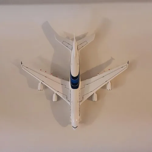 Miniatura 5 de Aleación Malaysia Airlines A380 Airlines Modelo de avión Modelo 1: 400 Simulación Diecast Science Exhibition