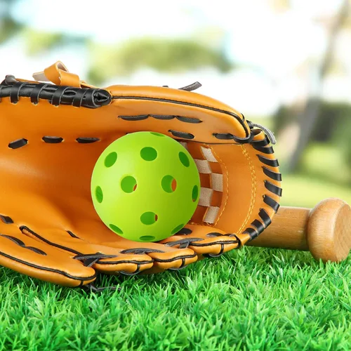 Miniatura 5 de Coopay Paquete de 24/80 pelotas de práctica de béisbol, bolas de entrenamiento de plástico, bolas de softball huecas ligeras para golpe, Verde y azul