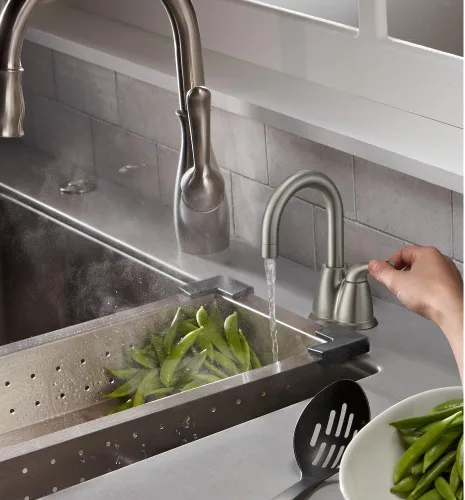 Miniatura 2 de Sistema dispensador de agua caliente InSinkErator H-HOT150SN-SS Invite, funciona con una sola manija, níquel satinado, H-HOT150SN-SS, 115 volts