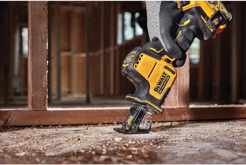 Miniatura 7 de DEWALT Sierra recíproca ATOMIC 20V MAX* con una sola mano, inalámbrica, solo herramienta (DCS369B)