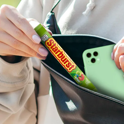 Miniatura 6 de STARBURST Caramelos masticables ácidos envueltos individualmente, masticables de fruta ácida, tamaño compartido, paquete de 2.07 onzas, caramelo a