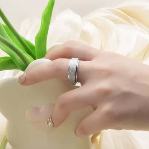 Miniatura 3 de Anillo giratorio antiestrés para mujeres y hombres, anillo de ansiedad de acero inoxidable para hombre, anillos de pulgar de 0.315 in de ancho