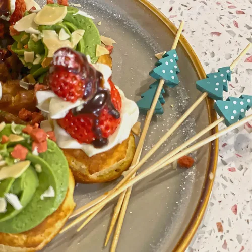 Miniatura 3 de Púas de cóctel de bambú para árbol de Navidad, palillos de dientes decorativos de Navidad para aperitivos, frutas y bebidas, suministros de fiesta