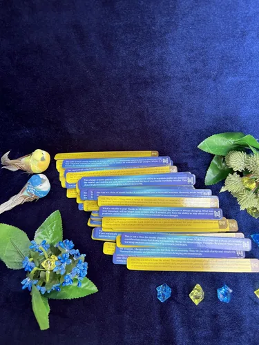 Miniatura 9 de ¿Sí o no? ¿Cuándo y cómo? 100 oráculos para adivinar; afirmaciones positivas para aliviar el estrés, mensajes inspiradores, rompehielos, divertidos