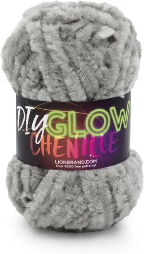 Miniatura 7 de Lion Brand Yarn Chenilla Resplandeciente DIY, Hilo Grueso, Glow Worm, 1 Paquete
