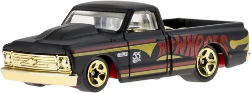Hot Wheels - Vehículo coleccionable fundido a presión, edición 55 aniversario, negro y dorado, inspirado en la camioneta Chevy C10 '67 ~ 1/6