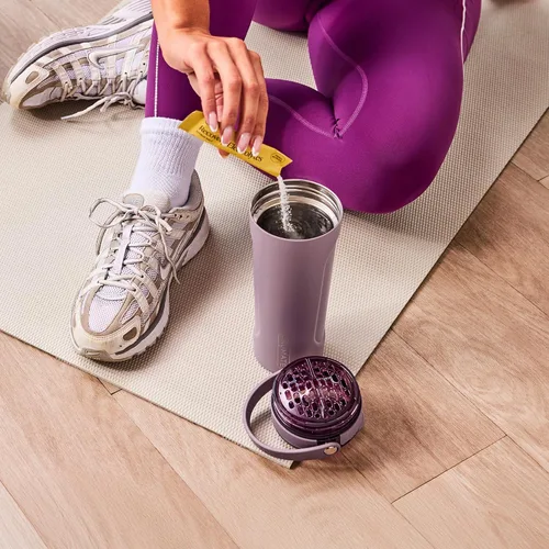 Miniatura 6 de BrüMate MultiShaker Botella Mezcladora Agitadora 100% A Prueba de Fugas Aislada de Acero Inoxidable Botella Agitadora de Proteínas y Pre Azul
