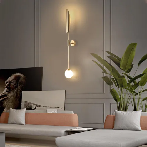 Miniatura 2 de Lámpara de pared de globo de vidrio blanco, lámpara de pared dorada de mediados de siglo, moderna de poste largo, lámpara minimalista de montaje