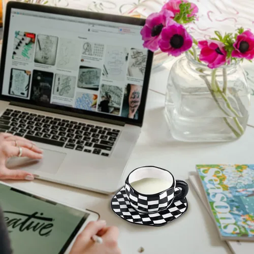 Miniatura 4 de Koythin - Taza de café de cerámica, taza de diseño a cuadros negros y blancos con platillo para oficina y hogar, apta para lavavajillas