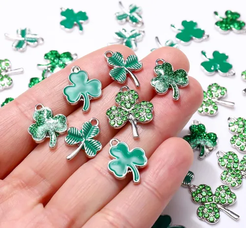 Miniatura 4 de 40 dijes de trébol del día de San Patricio para hacer joyas, varios esmaltes irlandeses con hojas verdes de la suerte, dijes para collares