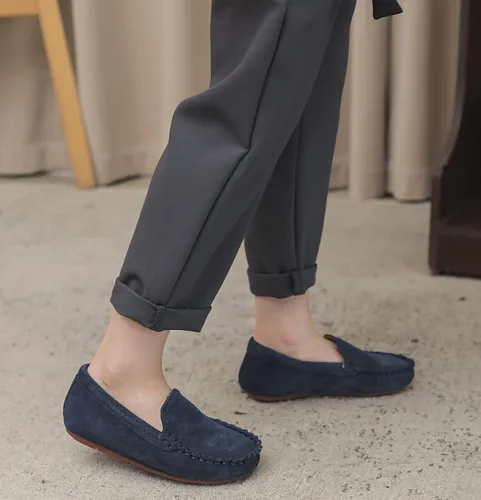 Miniatura 6 de DADAWEN Mocasines de piel de ante suave para niños y niñas pequeños, zapatos de vestir planos para barco, para boda, iglesia, zapatos Oxford