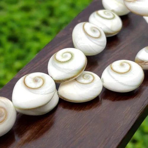 Miniatura 10 de ABCGEMS Shiva Eye Shell Beads Indonesia Auténtica Región Indo-Pacífico (patrón geométrico de matriz de doble cara) de origen ético – Producción