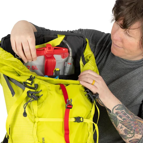 Miniatura 9 de Osprey Mutant 38L Mochila de escalada y montañismo para hombres y mujeres, citronela, M/L
