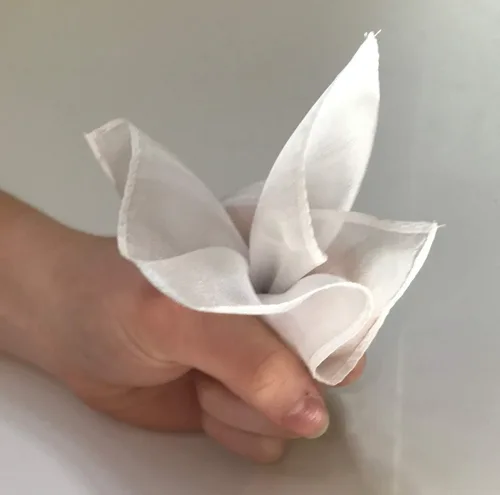 Miniatura 9 de Magicians Silks with Tricks (morado, 6 pulgadas)