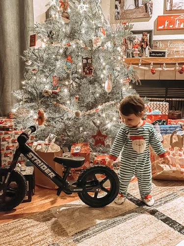 Miniatura 6 de Strider Bicicleta deportiva de 12 pulgadas – Bicicleta de equilibrio sin pedal para niños de 1 a 4 años – Incluye almohadilla de seguridad, asiento