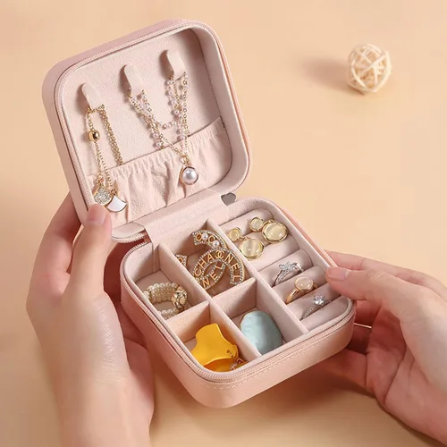 Miniatura 8 de Joyero personalizado con tu nombre y mes de la flor de nacimiento, organizador de joyas de cuero personalizado, estuche de viaje, regalos Negro
