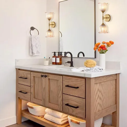 Miniatura 2 de BYOLIIMA Aplique de pared dorado de 2 luces con pantallas de vidrio ámbar, moderno de mediados de siglo, accesorios de luz de pared para tocador