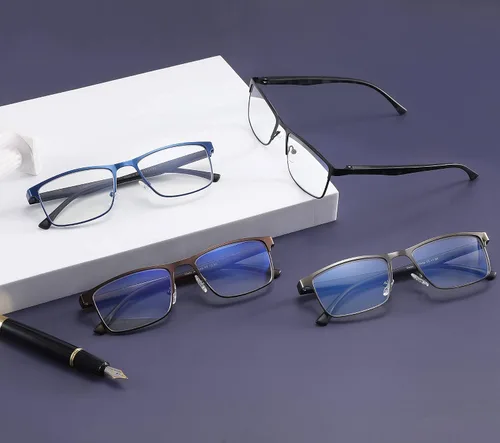 Miniatura 8 de Paquete de 4 lentes de lectura con bloqueo de luz azul para hombres, elegantes lentes de marco metálico con bisagras de resorte cómodas, filtro UV