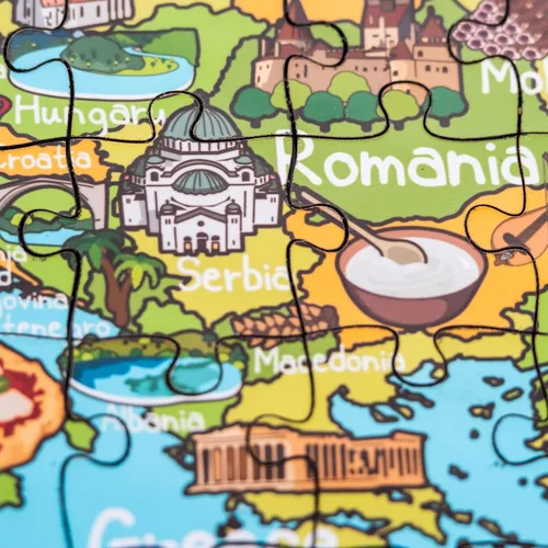 Miniatura 7 de Rompecabezas de madera de mapa de Europa de 152 piezas, 10 x 15 pulgadas
