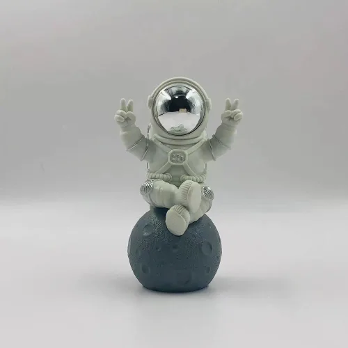 Miniatura 3 de Figura de astronauta estatua de astronauta, esculturas para decoración del hogar, decoración de estantes, decoración de escritorio, lindo adorno