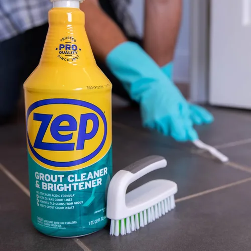 Miniatura 8 de Zep Limpiador y abrillantador de lechada – 32 onzas (1 botella) – ZU104632 – Fórmula de limpieza profunda elimina las manchas viejas de la lechada