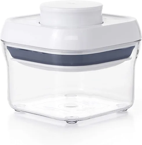 OXO Good Grips POP - Recipiente hermético de almacenamiento de alimentos, Spices & Herbs (0.3 Qt), Blanco