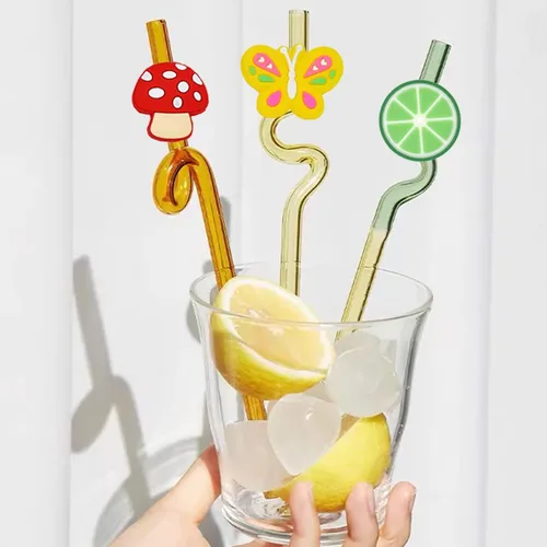 Miniatura 4 de Gibleitz Paquete de 100 adornos de paja a granel al azar diferentes para pajitas de vaso, bonitos adornos de PVC coloridos para popotes