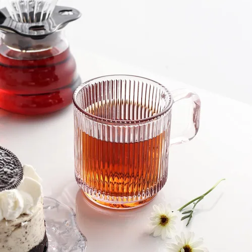 Miniatura 4 de Lysenn - Taza de café de cristal rosa con tapa, taza de té clásica de rayas verticales de primera calidad para Latte Té Chocolate Jugo Agua - Sin
