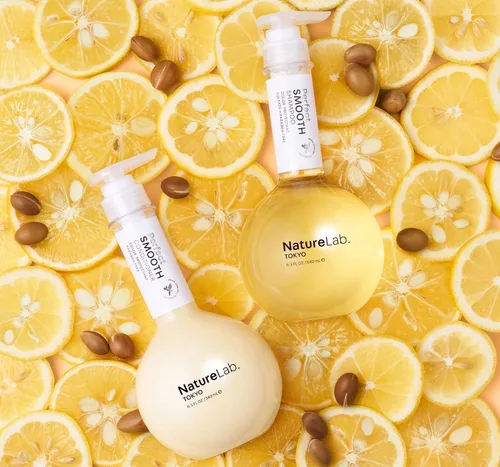 NatureLab.TOKYO Perfect Smooth Shampoo & Conditioner Duo – Champú y acondicionador japonés para cabello seco y encrespado – Calma el cuero cabelludo