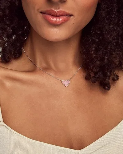 Miniatura 3 de Kendra Scott Ari - Collar con colgante de corazón y longitud ajustable para mujer, joyería a la moda
