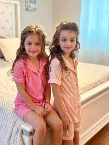 Miniatura 4 de luxilooks Conjunto de pijama de manga corta para niños y niñas de 2 piezas, ropa de dormir suave con botones, ropa de dormir de verano