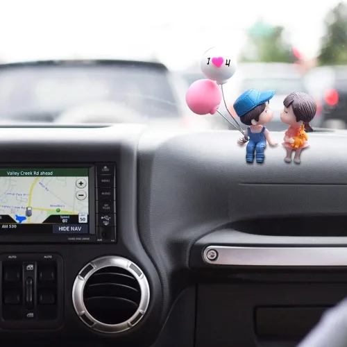 Miniatura 5 de MiOYOOW 4 piezas de adornos de pareja de coche, adornos de coche de globo de parejas de dibujos animados mini, lindos accesorios de tablero
